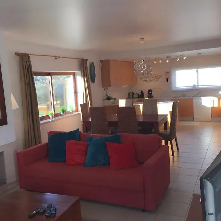 בית נופש Dalagoa Charm Pool *